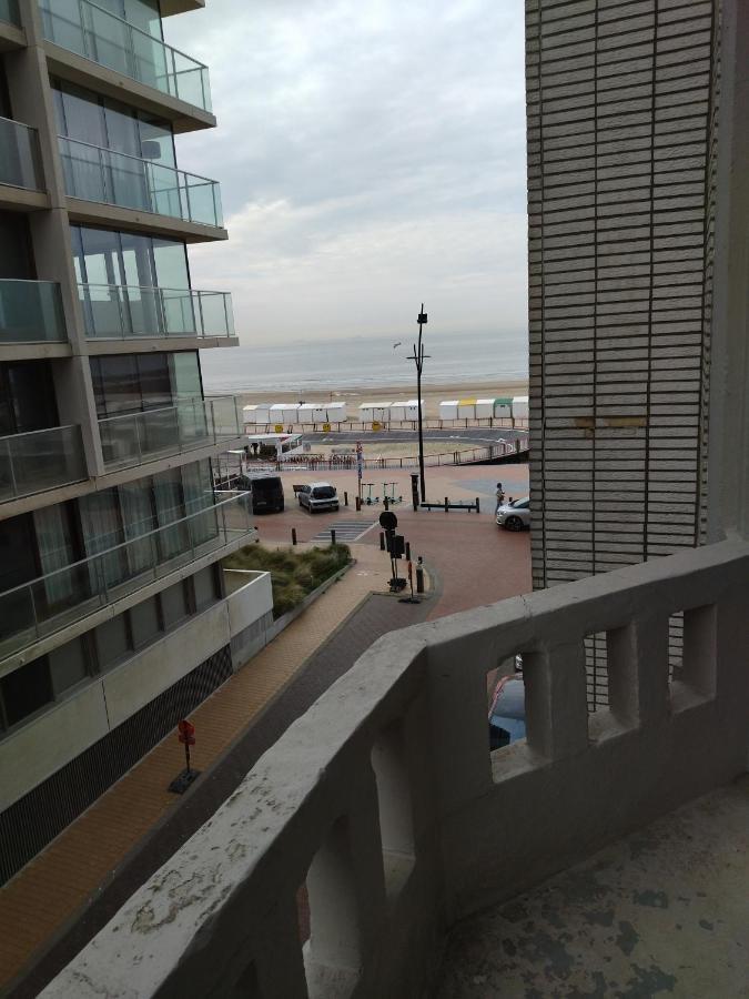Appartement aan zee Blankenberge Buitenkant foto
